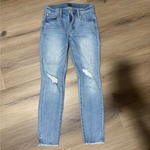 Stylish Blue Distressed Women's Jeans